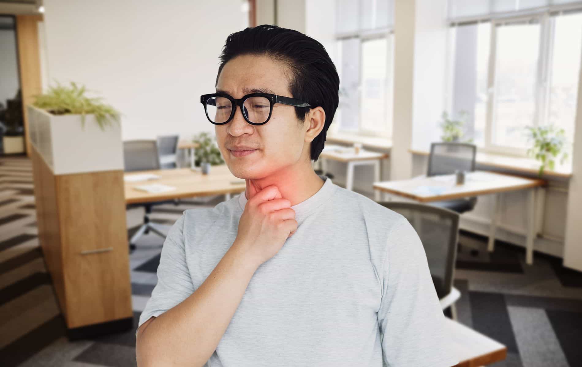 Swollen Throat or Swollen Tonsils? Differences, Treatments, and Remedies 