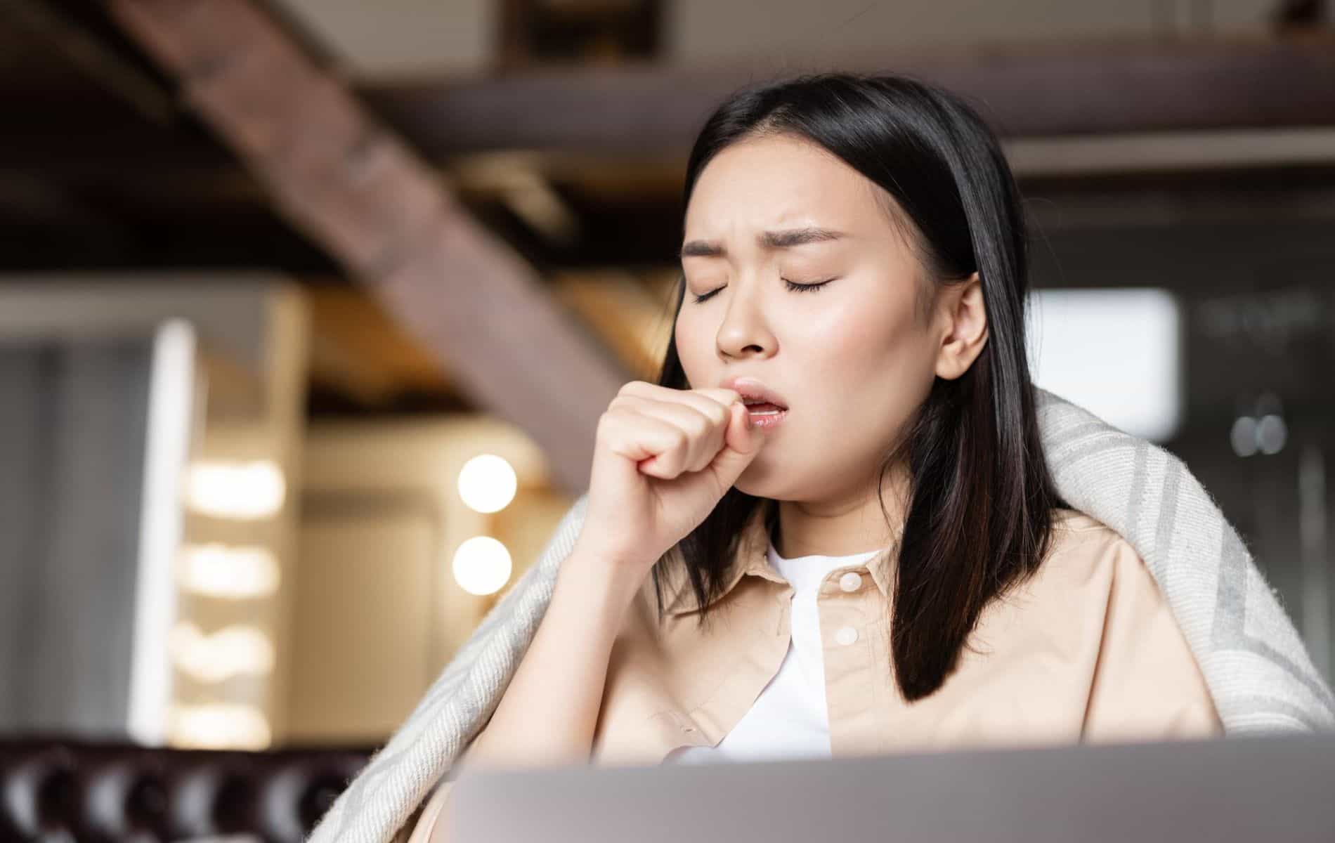  lady deep coughing